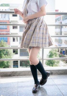 张本智和向庄智渊深深一鞠躬