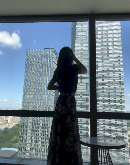 广东多地网友拍下不明发光飞行物