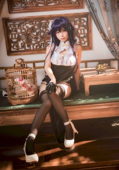 爱戴