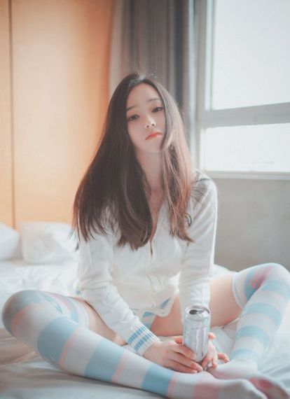 刘德华演唱会摔倒