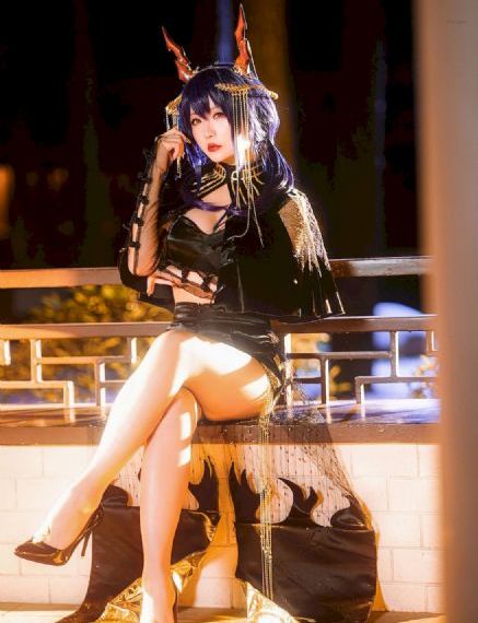 美女特工