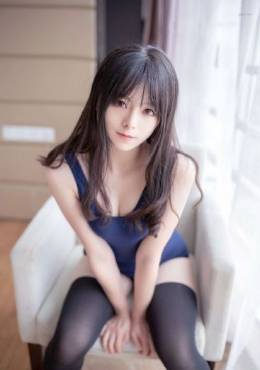 美女热舞诱惑