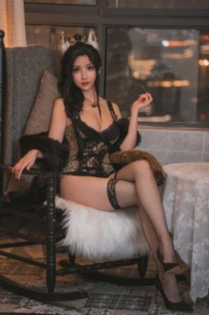 淑娟两腿间又痒了