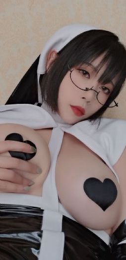 任嘉伦