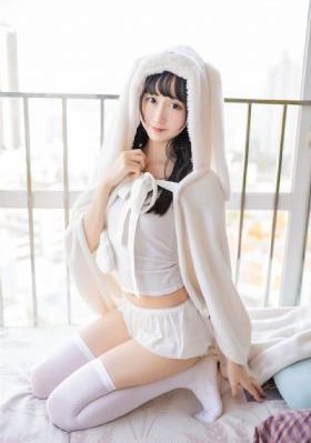 头像女下半部位图片透明高清